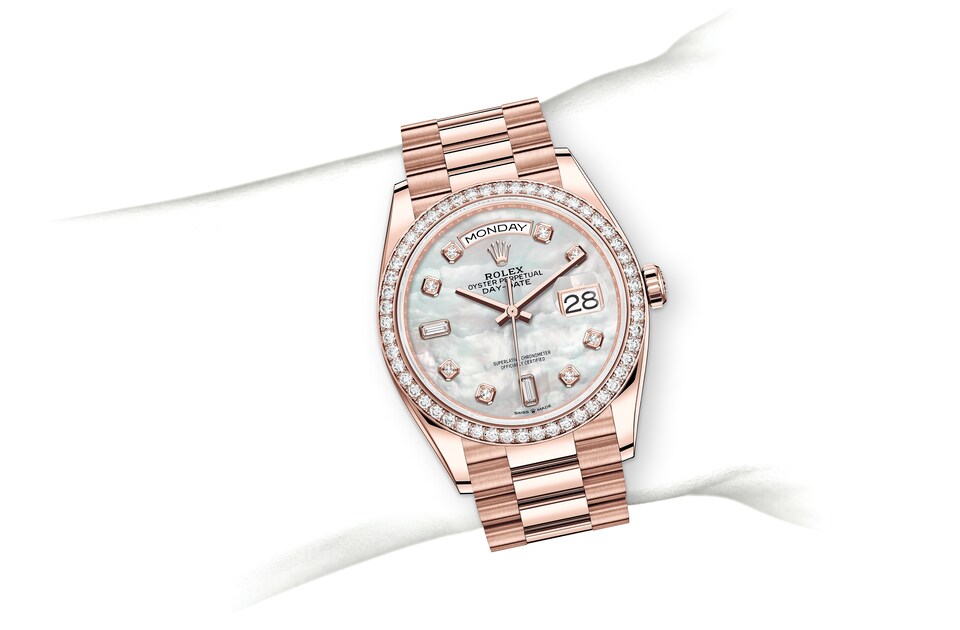 Rolex Day-Date | 128345RBR | Day-Date 36 | หน้าปัดประดับอัญมณี | หน้าปัดไข่มุก | ขอบหน้าปัดประดับเพชร | เอเวอร์โรสโกลด์ 18 กะรัต | m128345rbr-0028 | หญิง Watch | Rolex Official Retailer - Time Midas