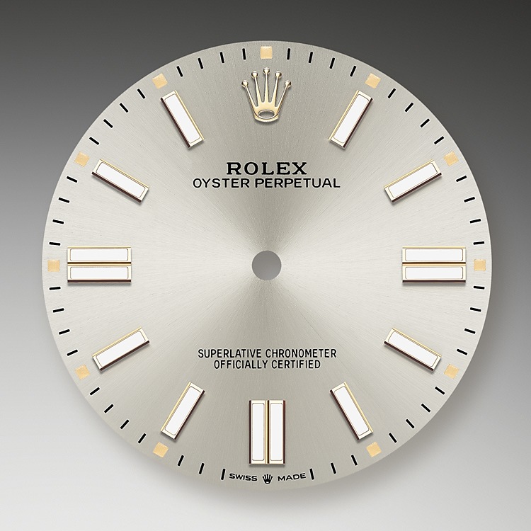 Rolex Oyster Perpetual | 124300 | Oyster Perpetual 41 | Light dial | Silver dial | Oystersteel | The Oyster bracelet | m124300-0001 | Men Watch | Rolex Official Retailer - Time Midas