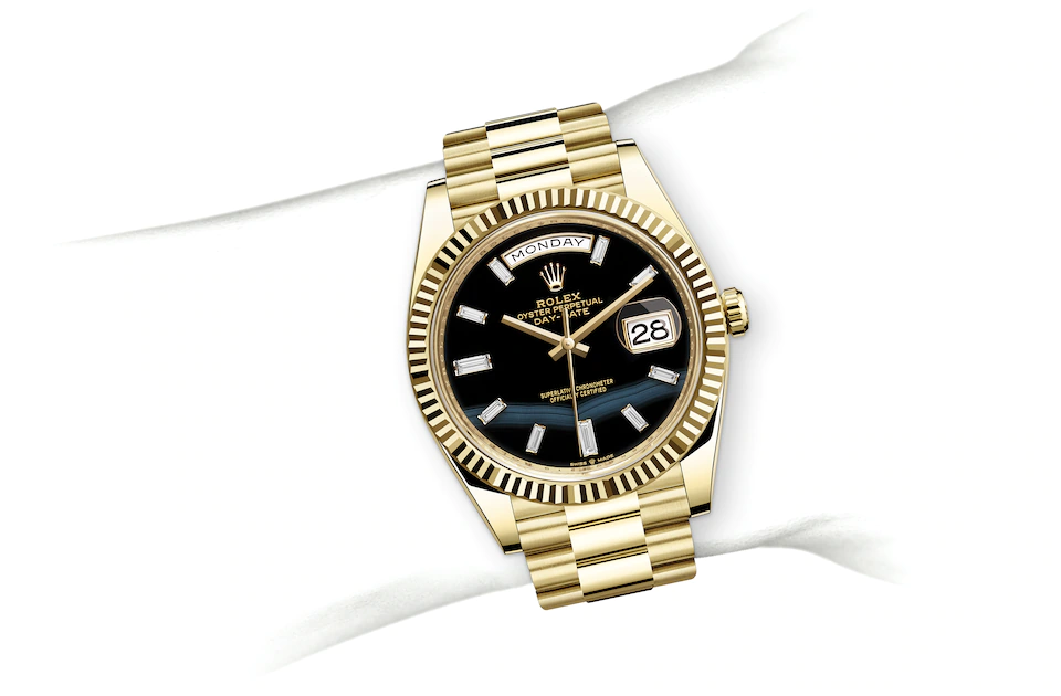Rolex Day-Date | 228238 | Day-Date 40 | Dark dial | Onyx dial | Fluted bezel | 18 ct yellow gold | M228238-0059 | Men Watch | Rolex Official Retailer - Time Midas