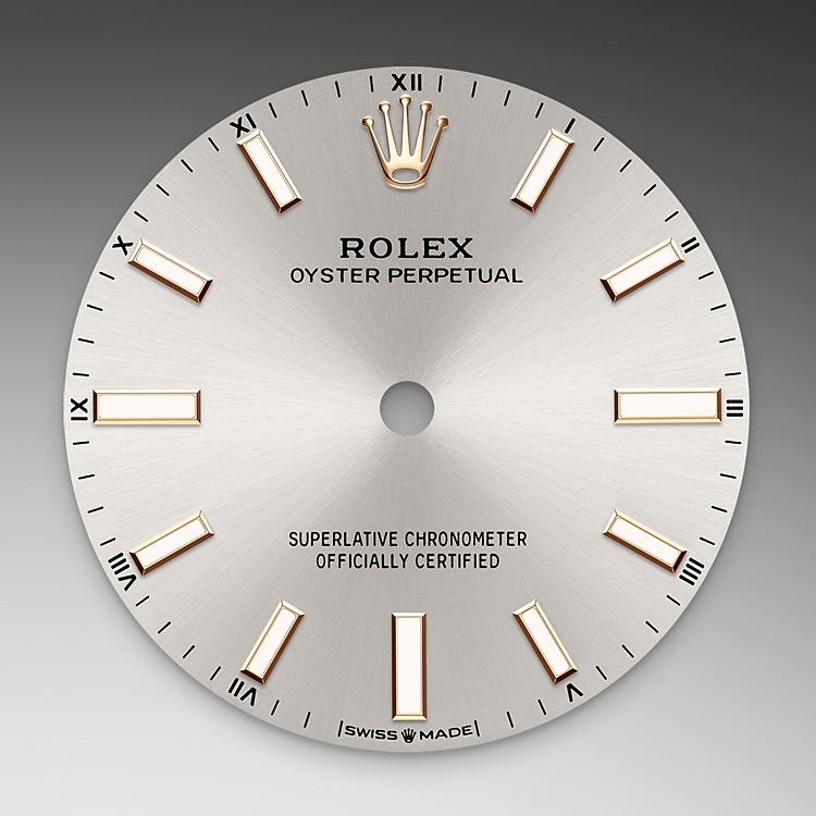 Rolex Oyster Perpetual | 124200 | Oyster Perpetual 34 | Light dial | Silver dial | Oystersteel | The Oyster bracelet | M124200-0001 | Women Watch | Rolex Official Retailer - Time Midas